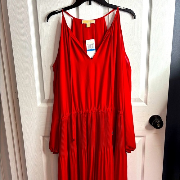 NWT Michael Kors XL Red Long Sleeve Cold Shoulder Dress; Vibrant, Avant Garde - Picture 2 of 8